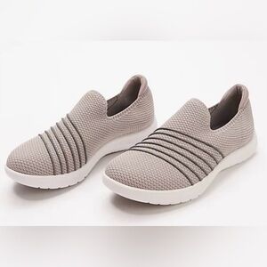 Clarks Cloudsteppers Washable Knit Slip-Ons Adela Step Stone Sneaker Shoe Sz. 7